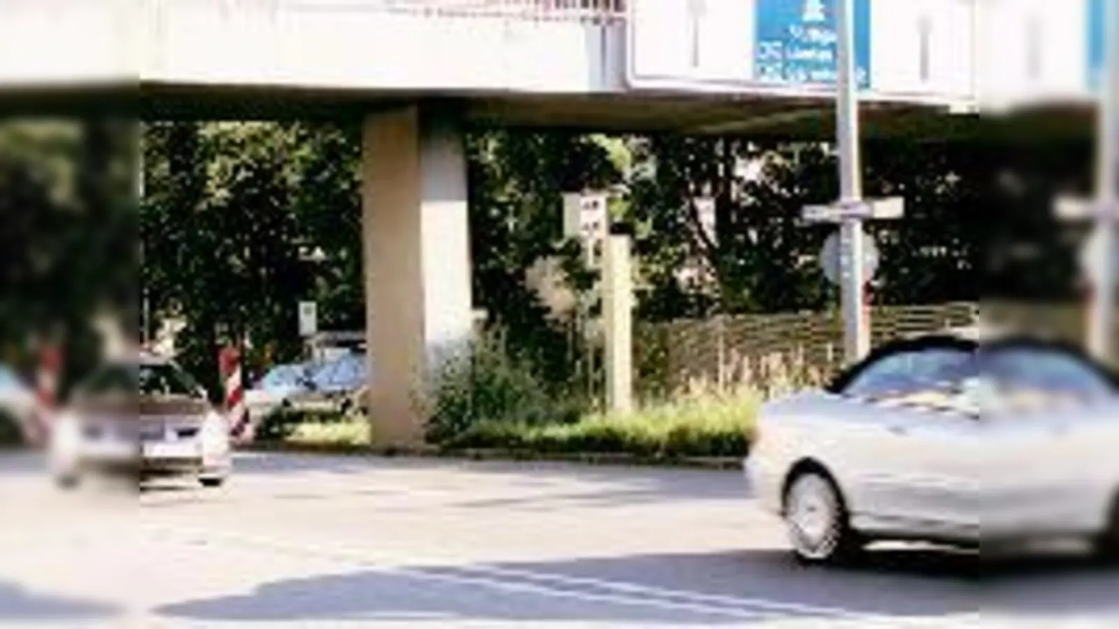 Der Blitzer am McGraw-Graben ist nach Ansicht von Michael Haberland, Vorsitzender von »Mobil in München«, eine »Führerschein-Entzugsmaschine«.   (Foto: hw)