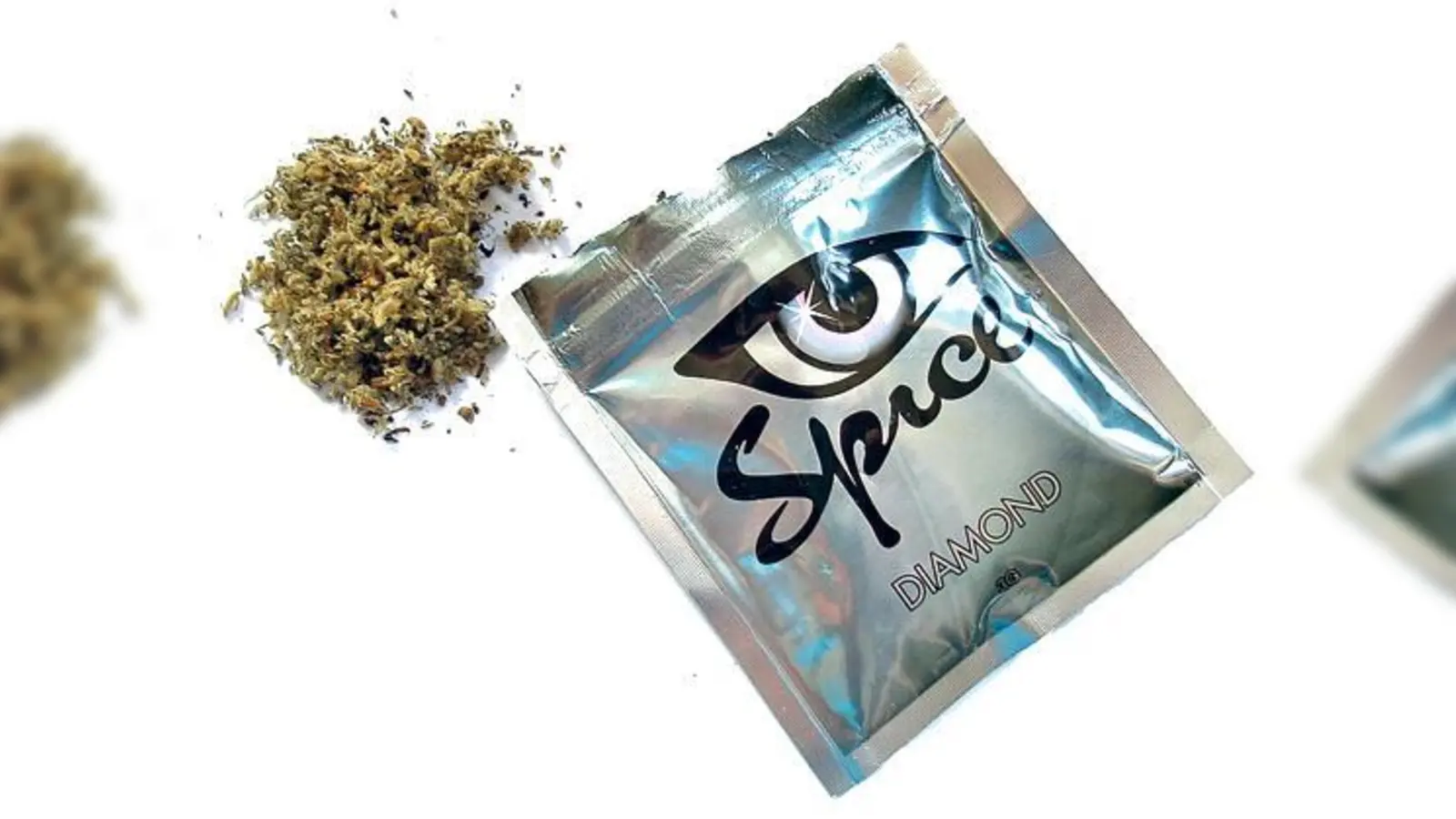 In kleinen Tütchen kommen die Kräutermischungen auf den Markt. Anders als andere NPS ist dieses Produkt bereits als Droge deklariert. Der Handel damit ist in Deutschland seit 2009 verboten.       (Foto: Lance Cpl. Damany S. Coleman)