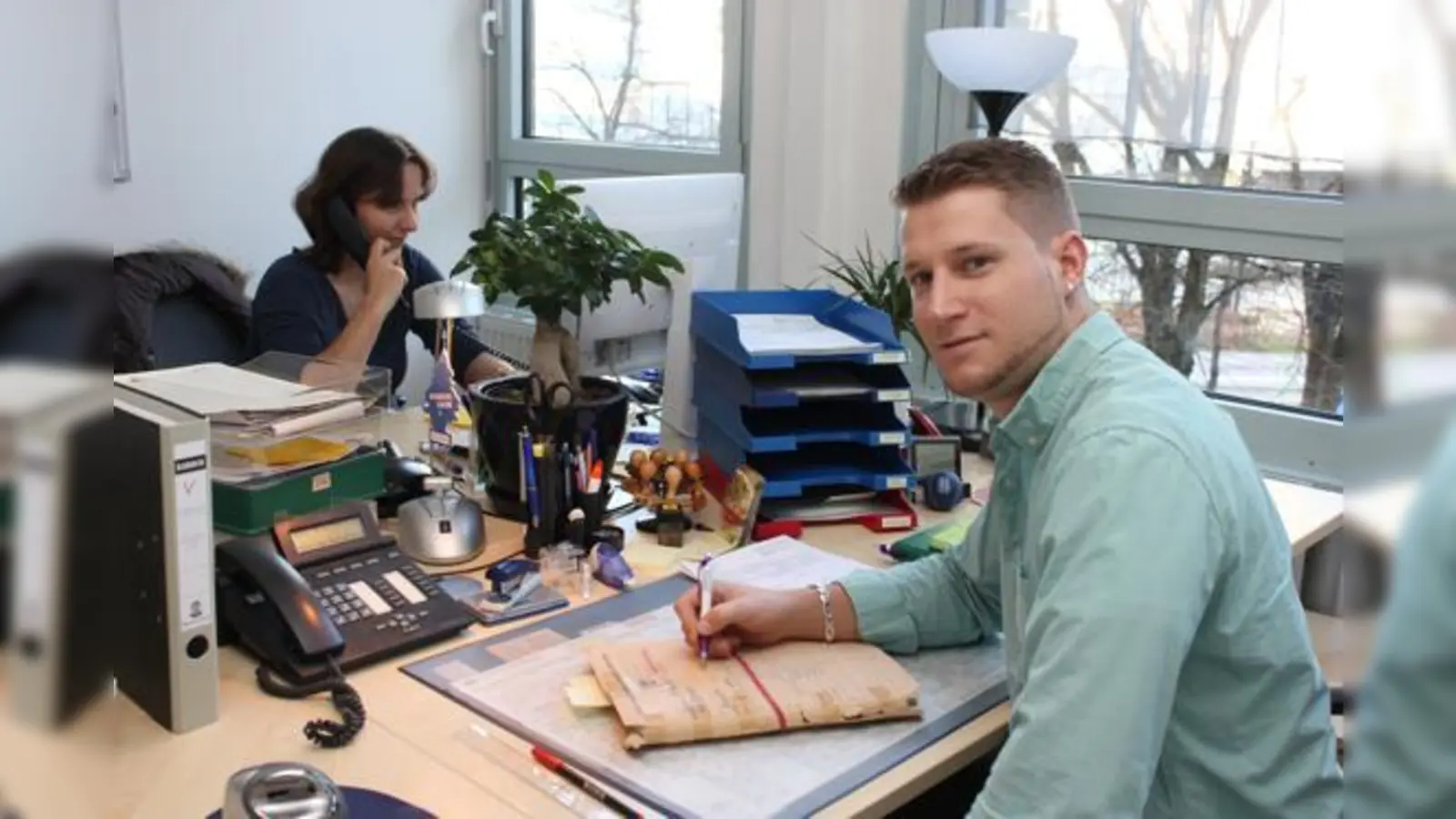 Die Ermittler im Kommissariat 14 arbeiten überwiegend vom Schreibtisch aus.	 (Foto: cr)