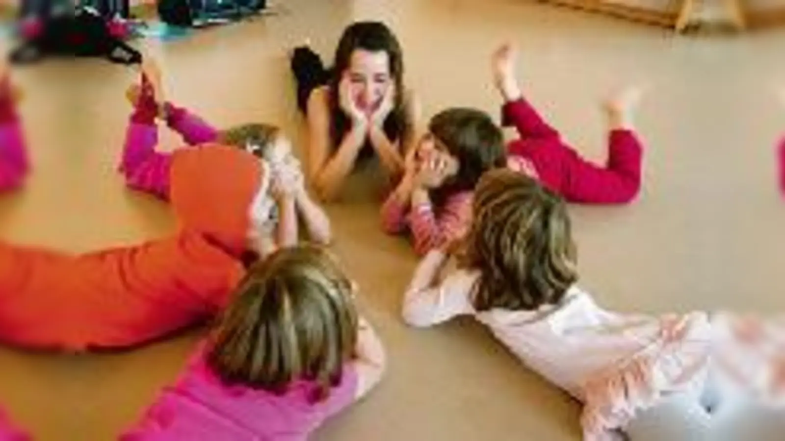 In gemütlicher Runde wird ab Februar im Rothof getanzt. 	 (Foto: VA)