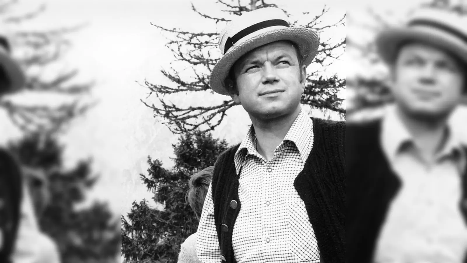 In einer Ausstellung Ende 2011 präsentiert die Monacensia das erste Mal umfangreiches Material aus dem Nachlass von Jörg Hube.  (Foto: Monacensia.Literaturarchiv)