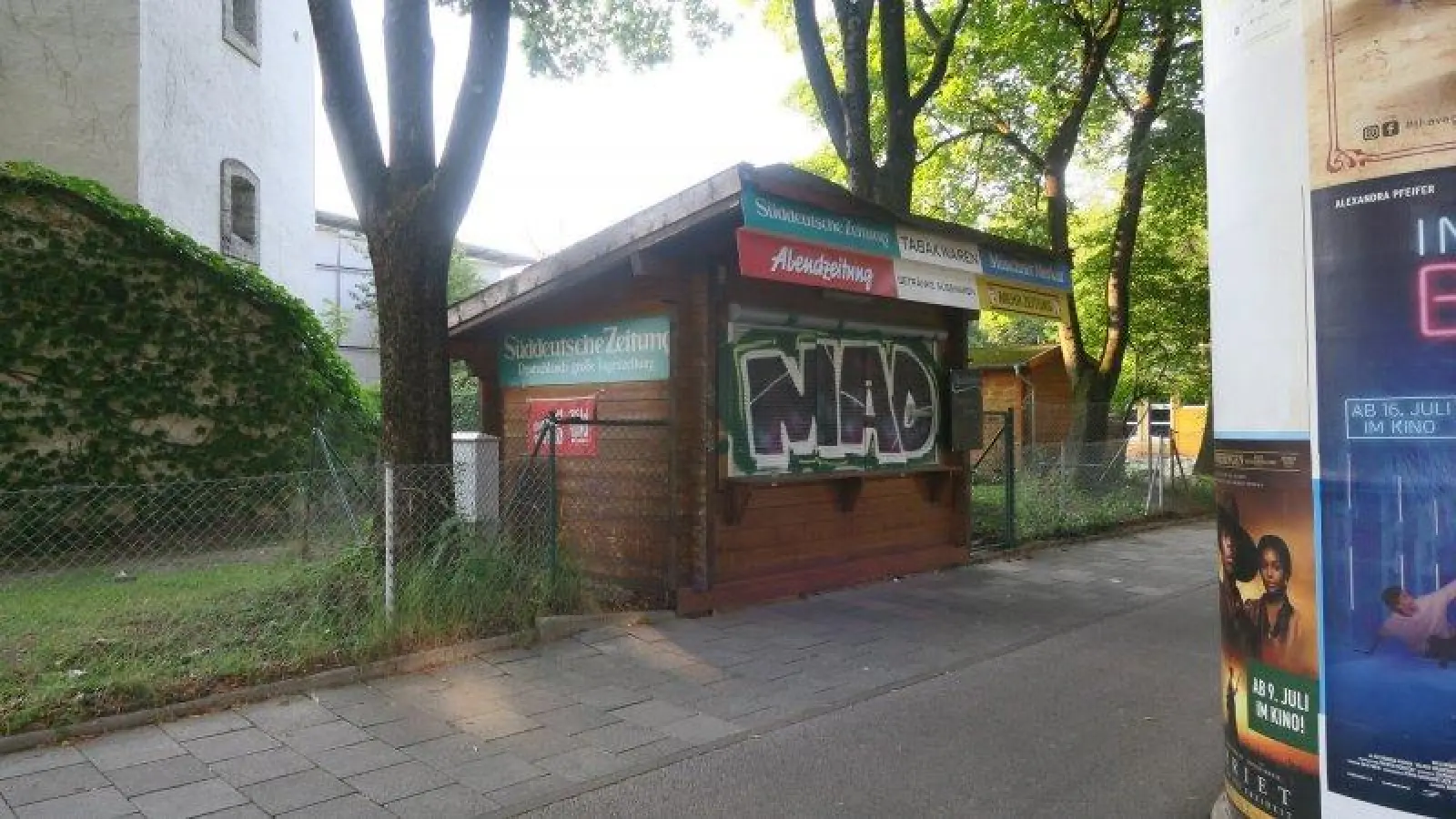 Betriebsferien oder ohne Pächter? Der Kiosk in der Gaißacher Straße auf dem Gelände des Sendlinger Bunkers hat geschlossen. (Foto: lsc)