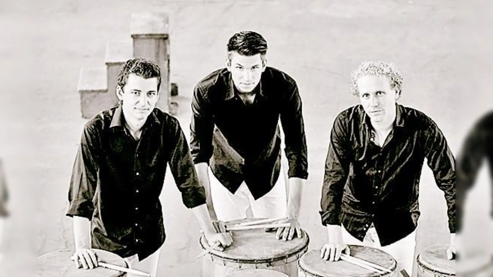 Das Augsburger Percussiontrio Schlag3 tritt am 20. Januar im alten kino in Ebersberg auf. 	 (Foto: VA)
