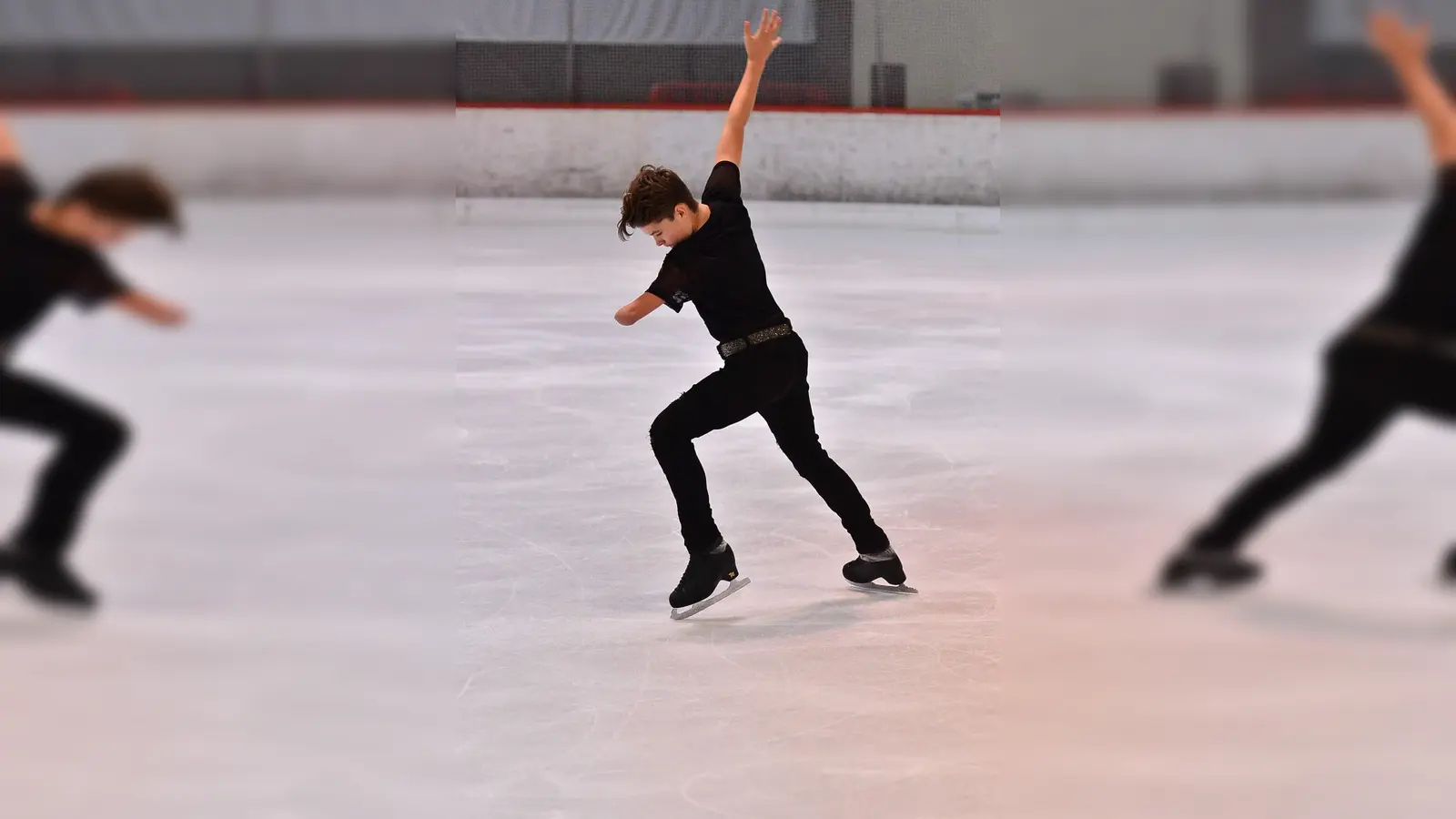 Das Anzinger Eislauftalent Marc Delbrouck belegte bei den Deutschen Jugendmeisterschaften den sehr gute 4. Platz.  (Foto: KREITMEIER.M MK-SPORTPHOTO.DE)