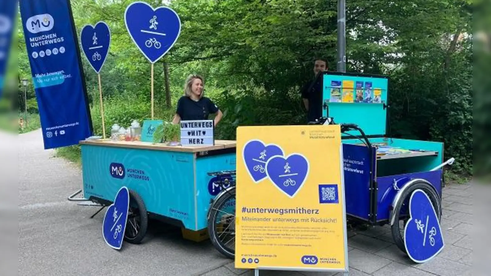 Das Lastenrad mit Herz wartet an Stellen, die für Fußgänger und Radfahrer problematisch sind.  (Foto: LHM MOR)