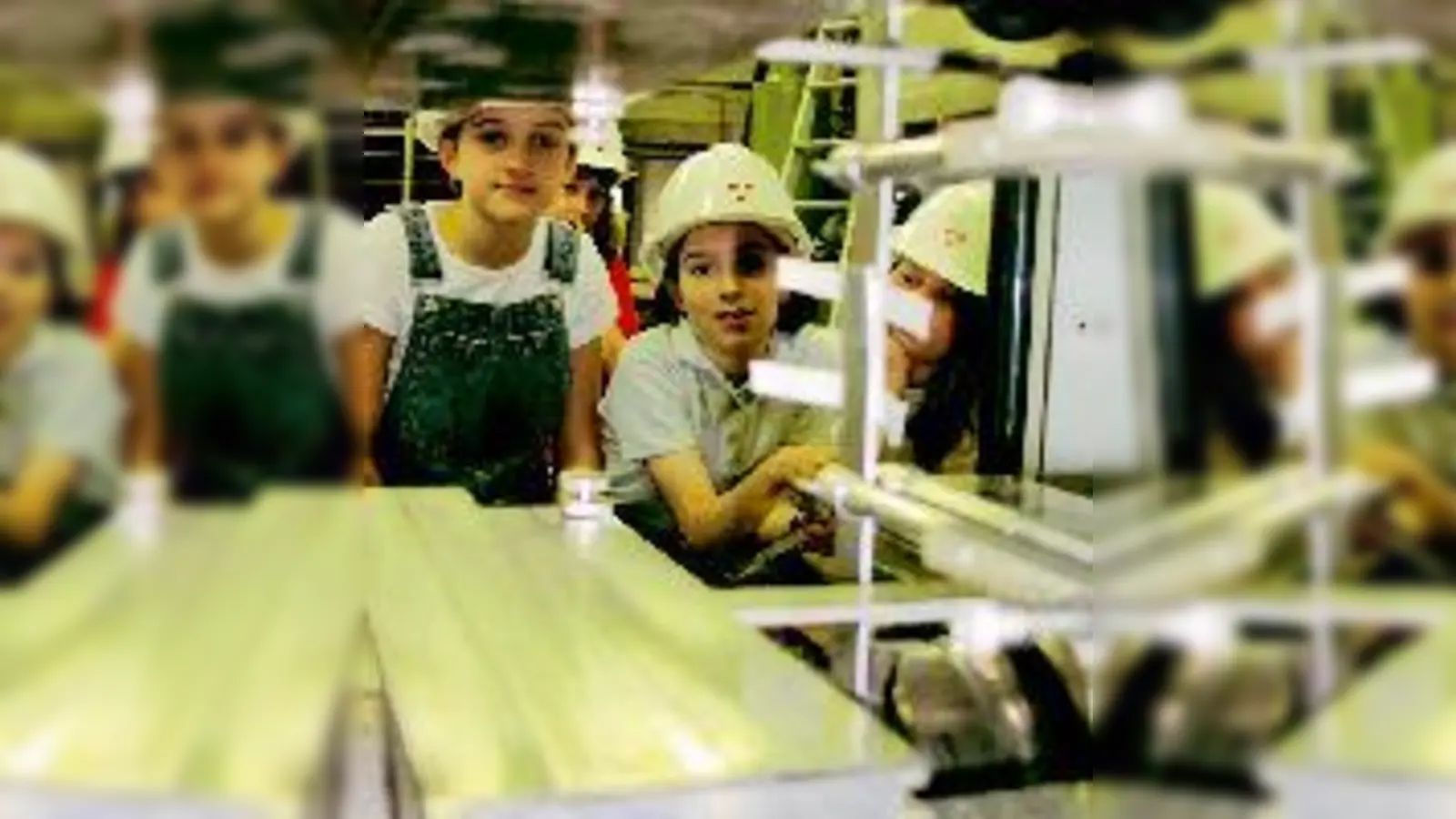 Spannende  (Foto: Wie lange halten die geklebten Alu-Platten stand?)