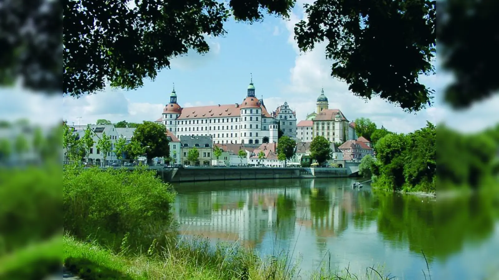Neuburg an der Donau heißt das Ziel der Tagesexkursion am 19. Juni mit Heinz Schwedes. (Foto: Norbert Leipold/pixelio)