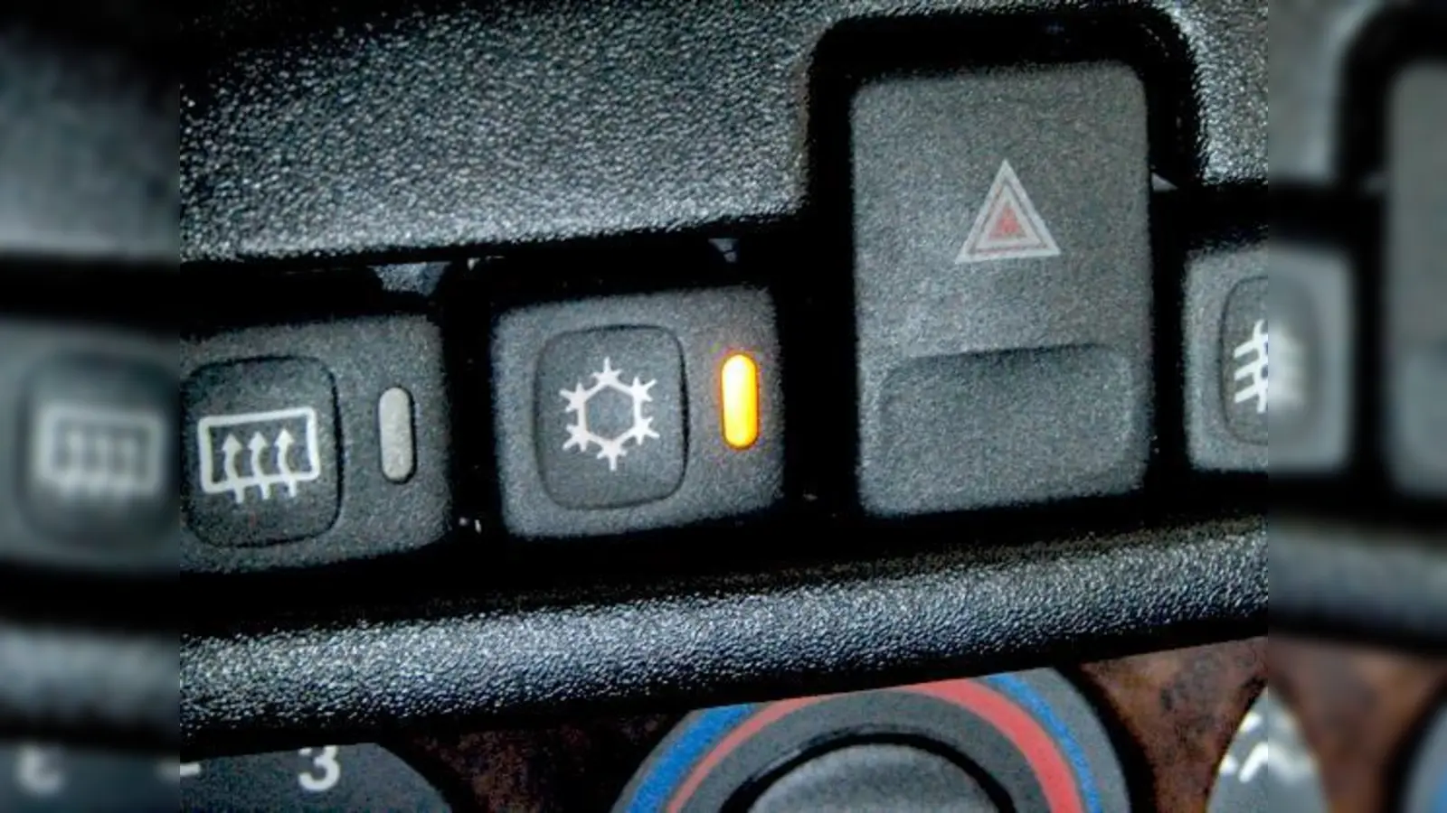 Wohlfühlklima auf Knopfdruck: Um dicker Luft im Auto vorzubeugen, sollte das System alle zwei Jahre gewartet werden. 	 (Foto: ADAC)
