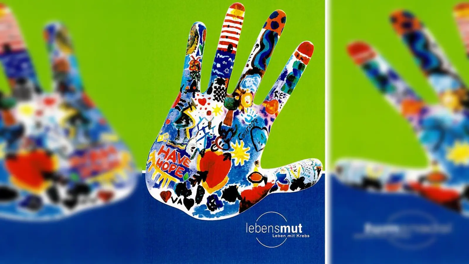 Bunt und einladend: die Plastik in Form einer Hand am Eingang der Beratungsstelle begrüßt jeden Besucher. 	 (Foto: pi)
