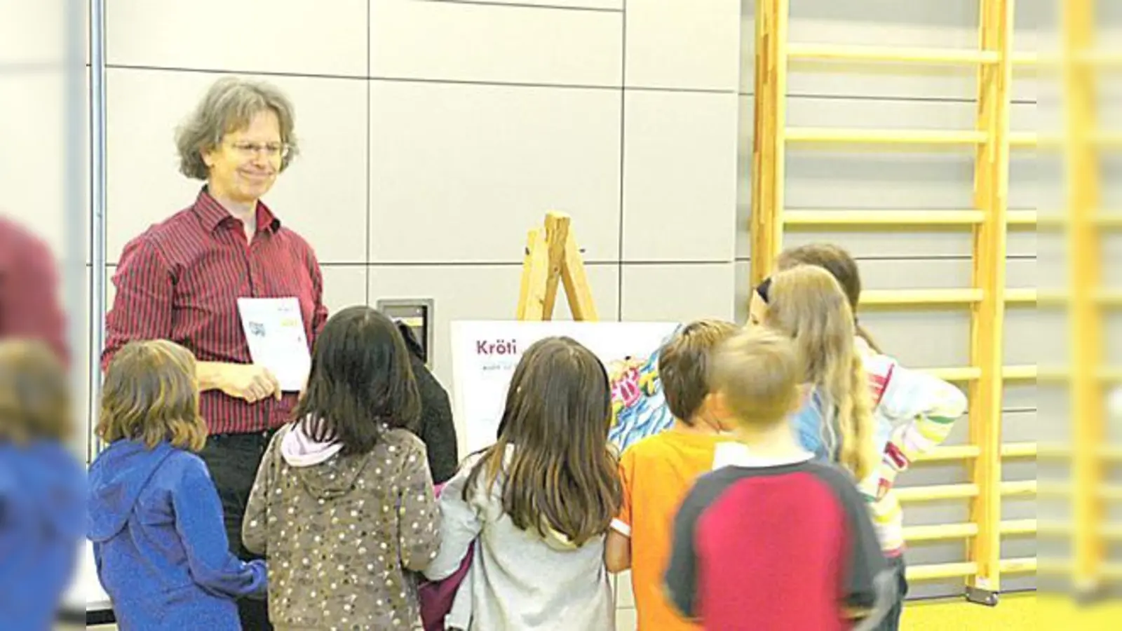 Viele Fragen hatten die Schüler an den Autor und  Illustrator Andreas Dietz.	 (Foto: VA)