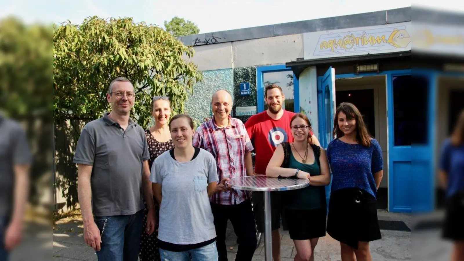 Bestes Team der Welt! Von links Olly Kinzer, Stephanie von Preußen, Silja Lenz, Teamchef Jiri Kadlec, sein Stellvertreter Max Unger, Steffi Dinter und Moni Bittl sorgen täglich für Abwechslung und Anspruch im Programm für die Jugendlichen. (Foto: us)