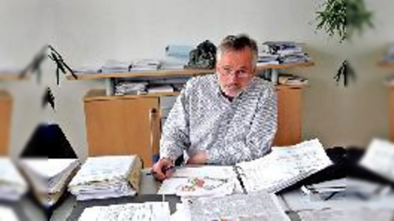 Die Akten muss jetzt Angelika Steidle abarbeiten, Bürgermeister Jörg Pötke wurde vorläufig seines Amtes enthoben.	 (Foto: Woschée)