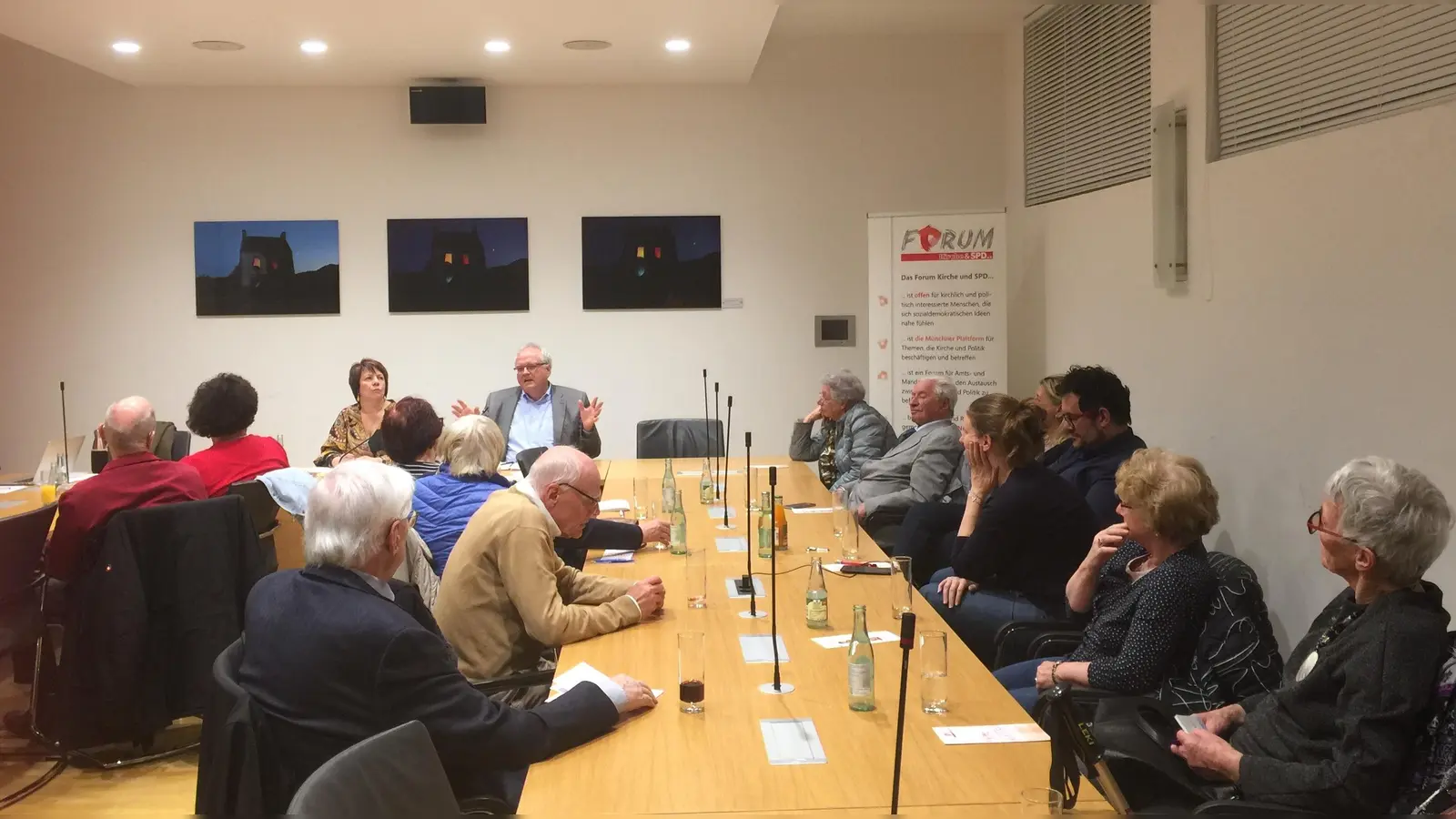 „Alt werden in München“ - die neue Reihe des Forums Kirche und SPD mit Diana Stachowitz, MdL , und Uwe Reebs, Geschäftsführer der Diakonie Moosach mit. (Foto: Foto: privat; Bildrechte: Stachowitz)
