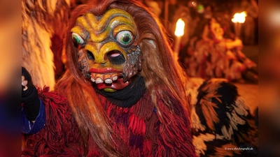 In Kirchseeon sind bald wieder die Perchten unterwegs und treiben ihr schaurig-schönes Unwesen. (Foto: Stephan Hastreiter)