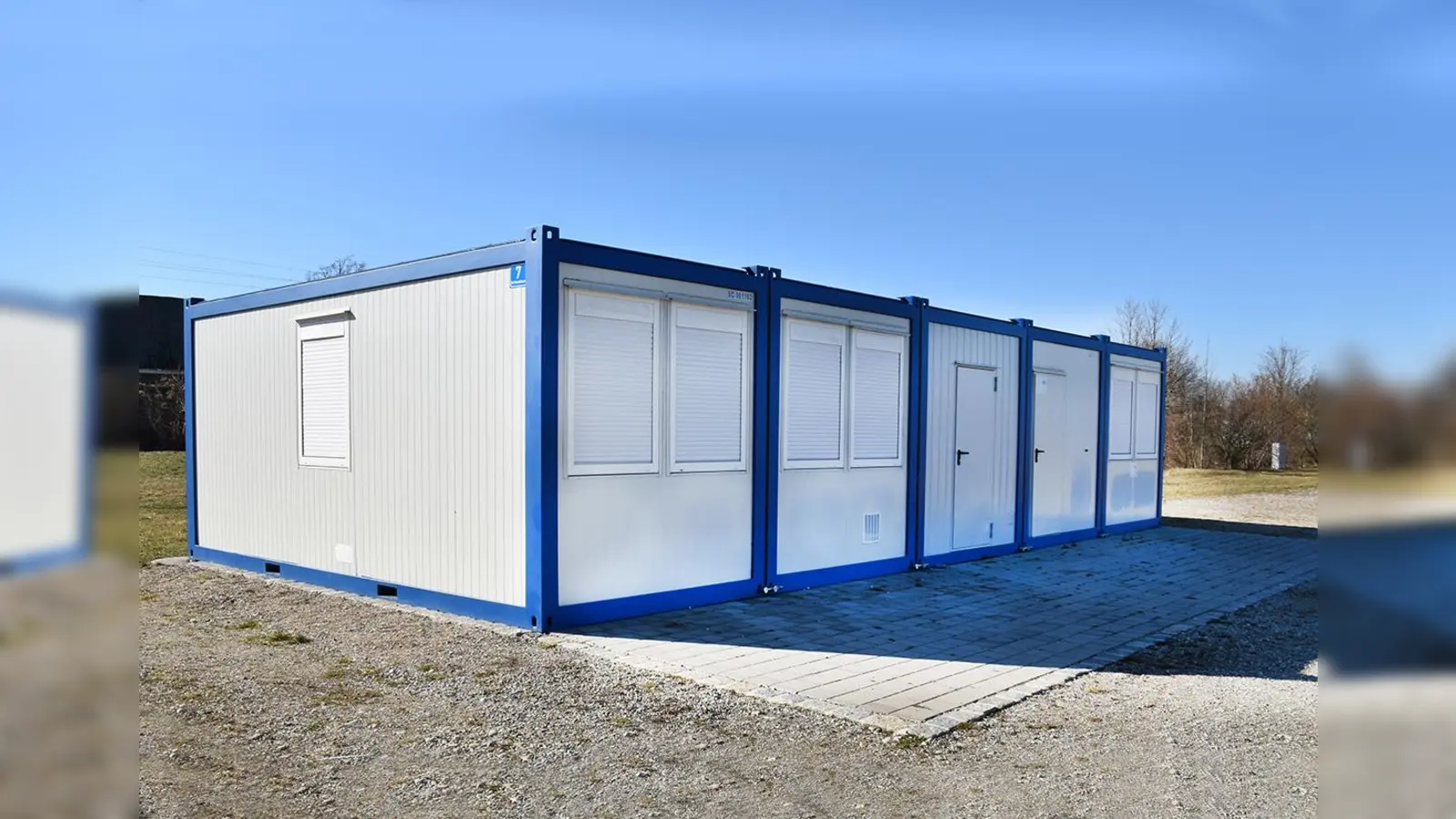 Aus den Containern am Volksfestplatz soll ein Jugendtreff werden.  (Foto: Gemeinde Poing/ug)