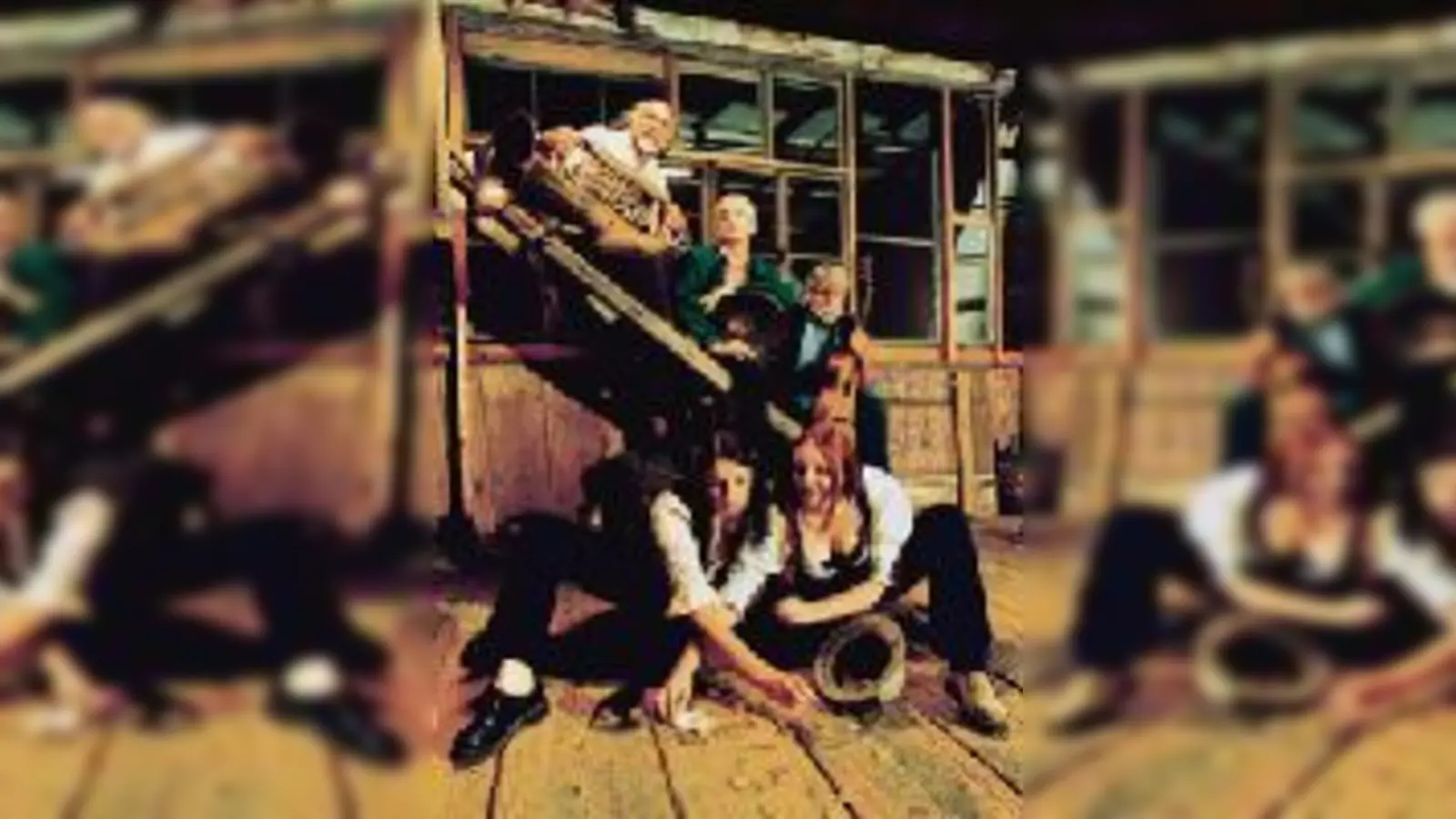 Fetzngaudi mit den Urgesteinen der bayerischen Kleinkunstbühnen im Schulzentrum Perlach-Nord. 	 (Foto: VA)