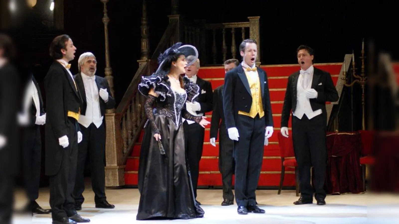 „Die lustige Witwe” ist Lehárs erfolgreichste und bekannteste Operette. (Foto: © Art & Artist/ Tschernig)