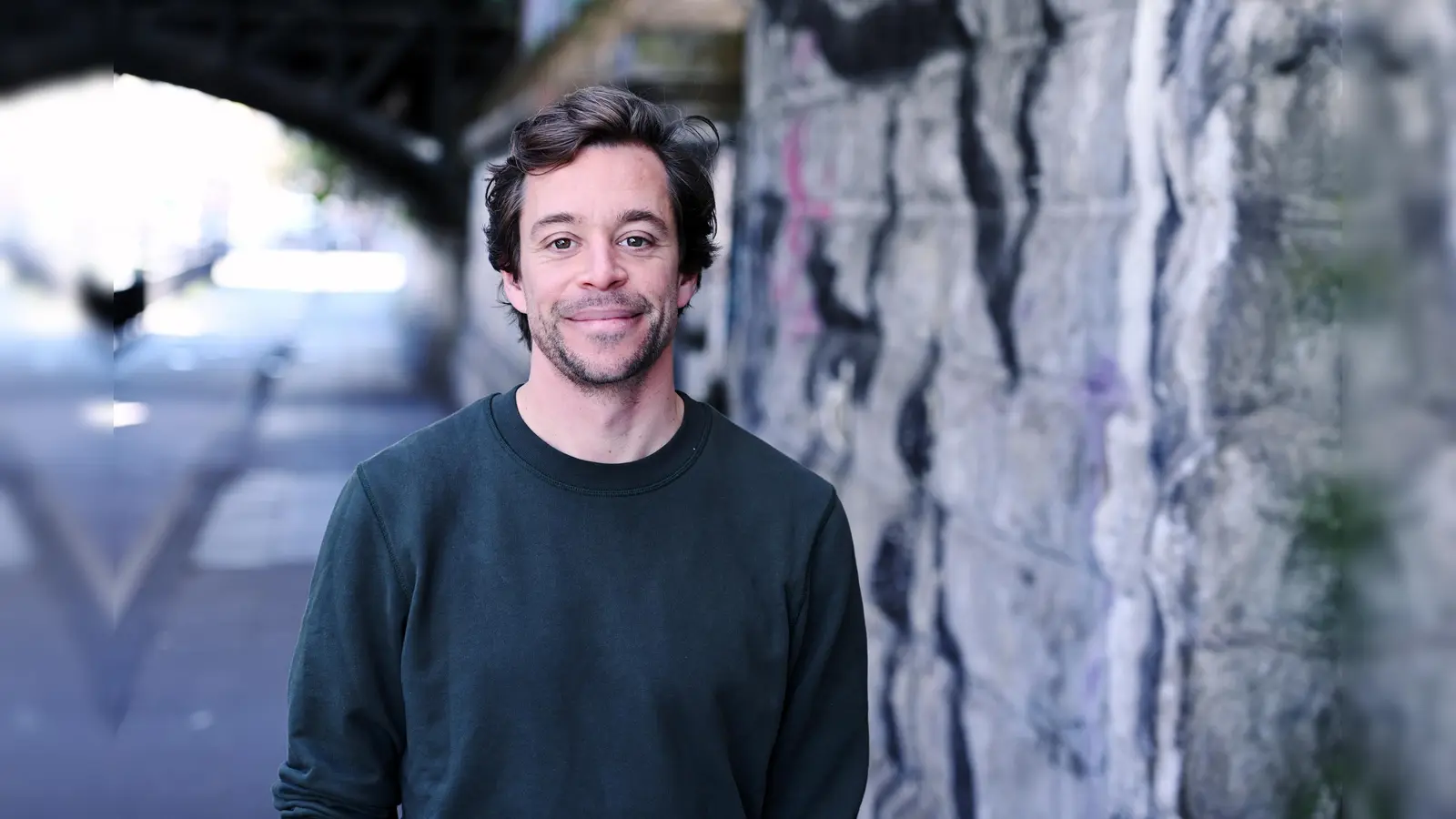 Checker Tobi ist am 6. Juni zu Gast auf der Blauen Couch im Waitzinger Keller. (Foto: Jennifer Fey)