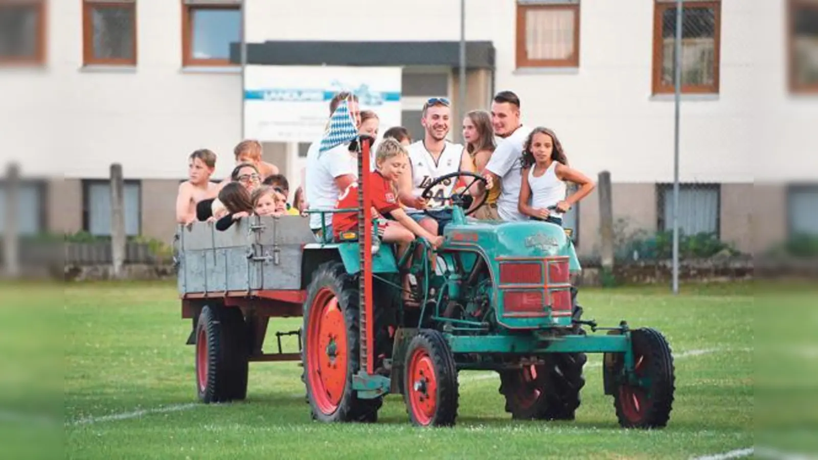 Eine Woche wird beim SC Lerchenauer See gemeinsam gelacht, gesungen und gefeiert.	 (Foto: SC Lerchenauer See)