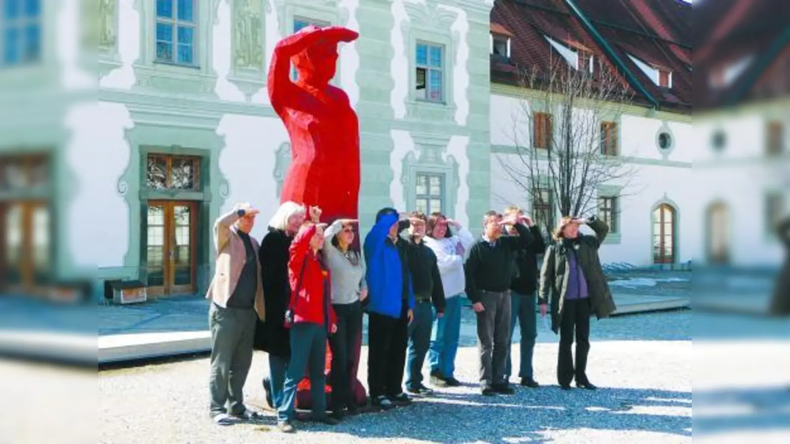 Gemeinsamer Blick nach vorn: v.l. Willy Schneider, Evelyn Lang, Gudrun Koppers-Weck, Angela Scheibe-Jaeger, Dr. Peter Knoch, Michael Mirwaldt, Graciela de Cammerer, Uli Matitschka, Richard Roth und Dr. Constanze Söllner-Schaar (Foto: pi)