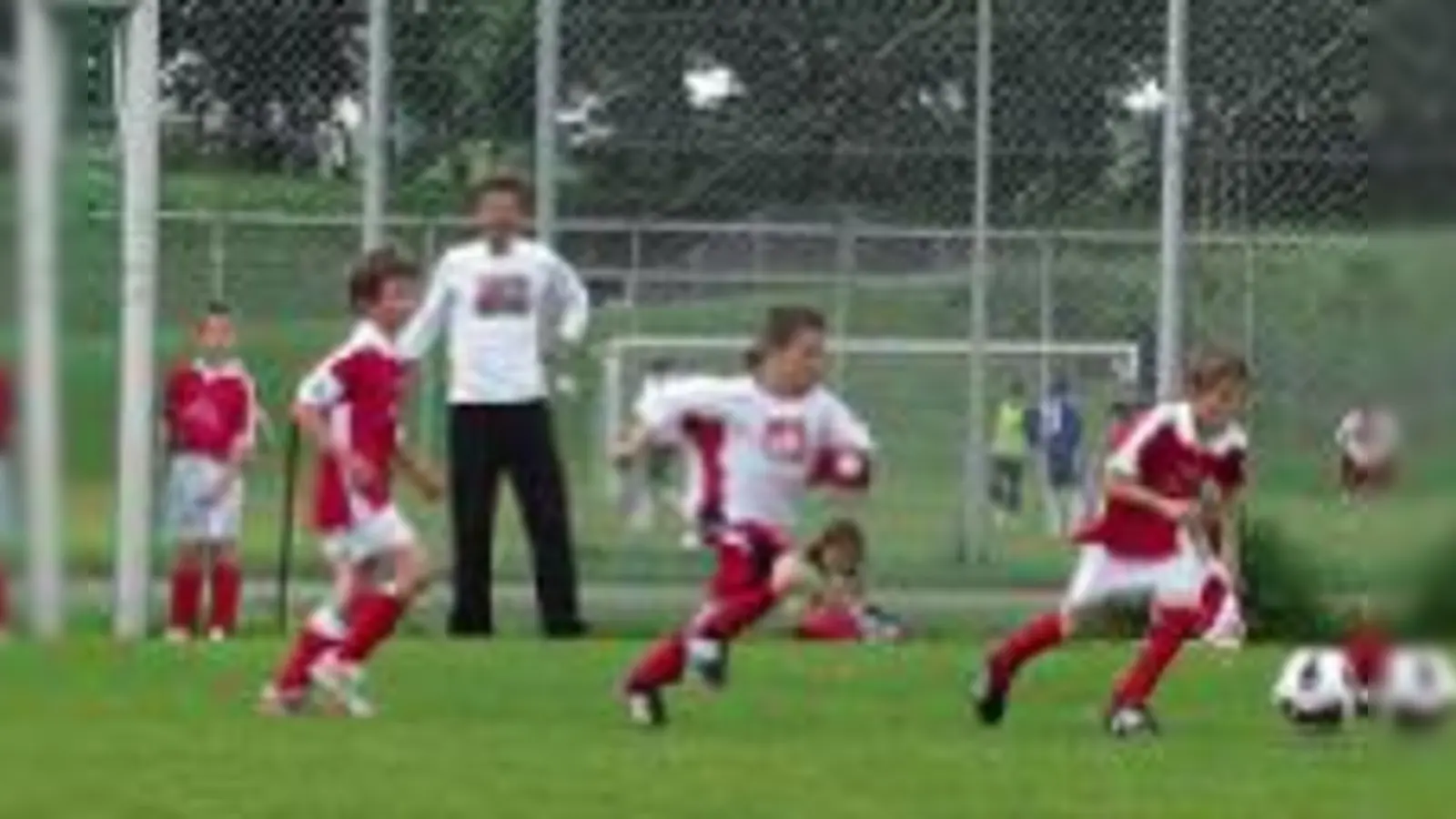 Die Jungs der F2-Mannschaft zeigten Einsatz und konnten sich über den Sieg freuen	 (Foto: Verein)