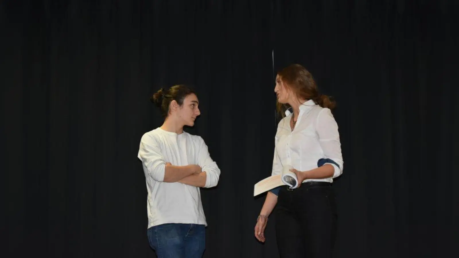 Noch wird geprobt, doch bis zur Premiere ist es nicht mehr weit. (Foto: Max-Born-Gymnasium)