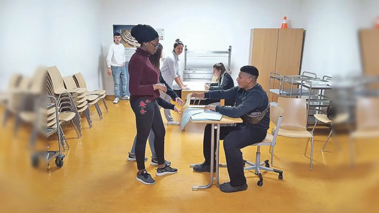 In der Hoffnung, dass die Erwachsenen sich ein Vorbild nehmen, haben sie die Wahlen einfach mal vorgemacht. 	 (F.: privat)