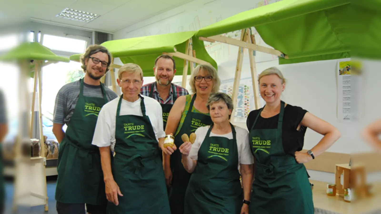 Das Team von "Tante Trude". (Foto: oh)