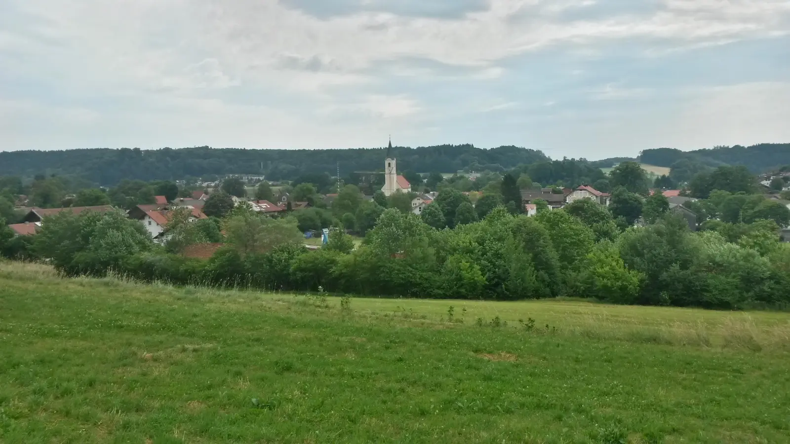 Glonn ist ein lebenswerter staatlich anerkannter Erholungsort im südlichen Landkreis Ebersberg.  (Foto: Stefan Dohl)