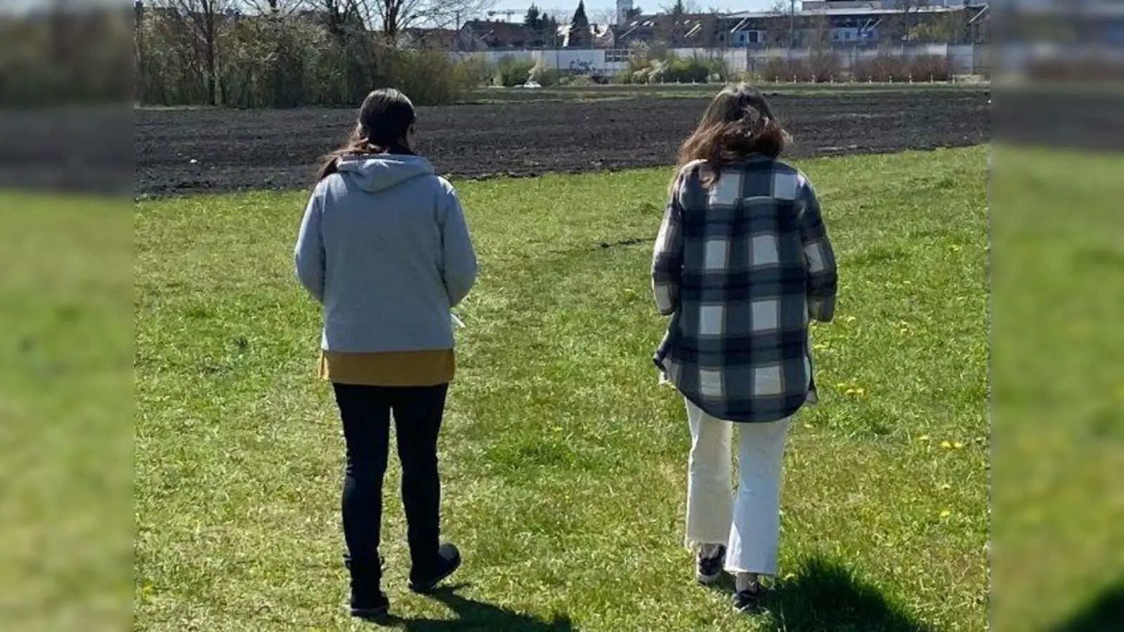 Ein Spaziergang mit Beratung „to go“. (Foto: Caritas Dachau)