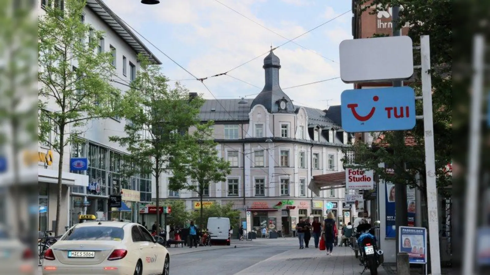 „Atmosphäre und Identität schaffen“ Der Bezirksausschuss 21 setzt sich für eine Lichtinstallation im Pasinger Zentrum ein. (Foto: us)