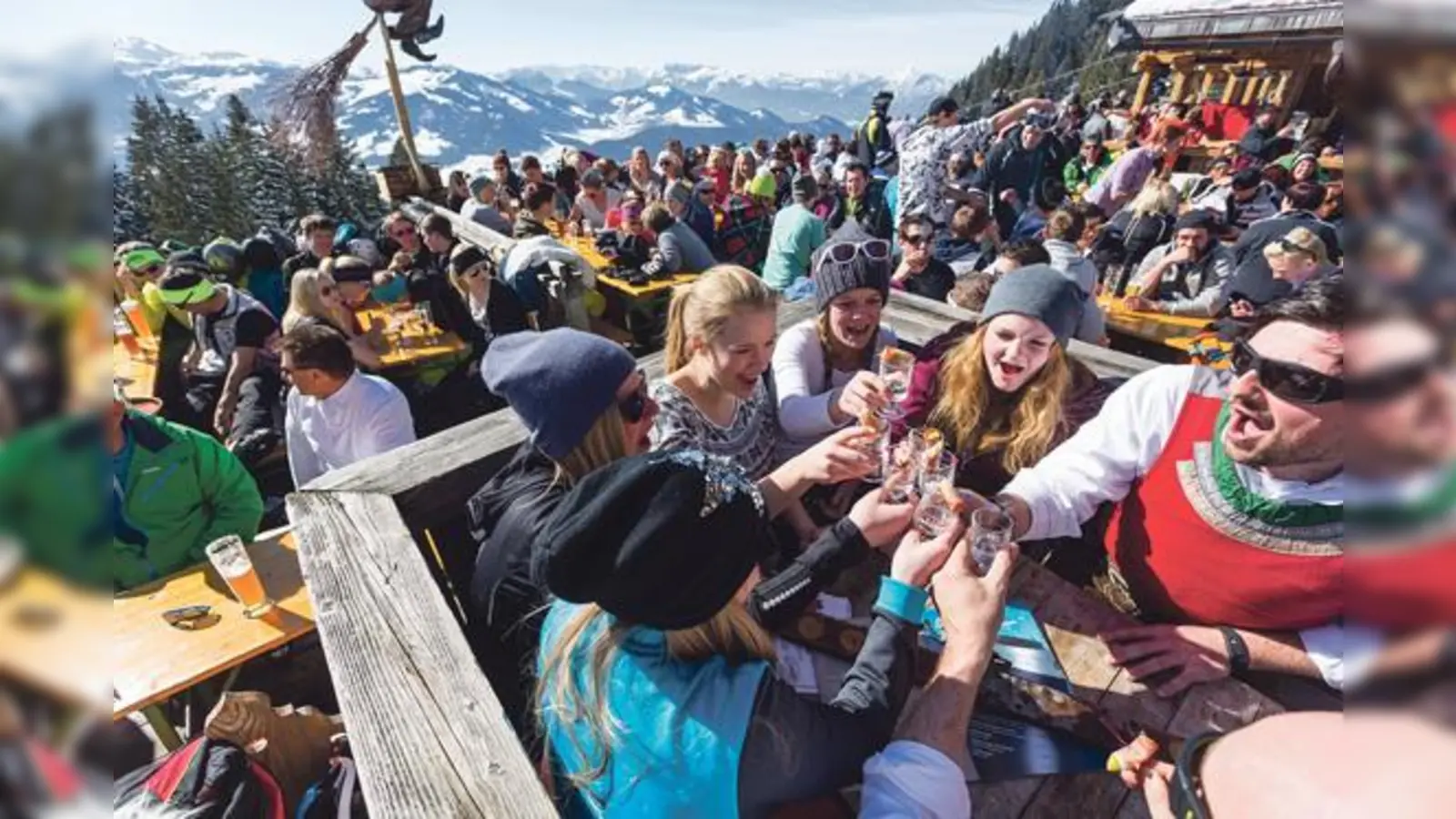 In der SkiWelt Wilder Kaiser  Brixental lässt sich das ­Leben bei den Skihütten Gaudi Wochen genießen.	 	 (Foto: SkiWelt Wilder Kaiser)
