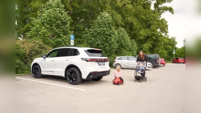 Der ADAC hat rückwärtsgerichtete Notbremsassistenten gestetet. Nicht alle konnten punkten. (Foto: Uwe Rattay)