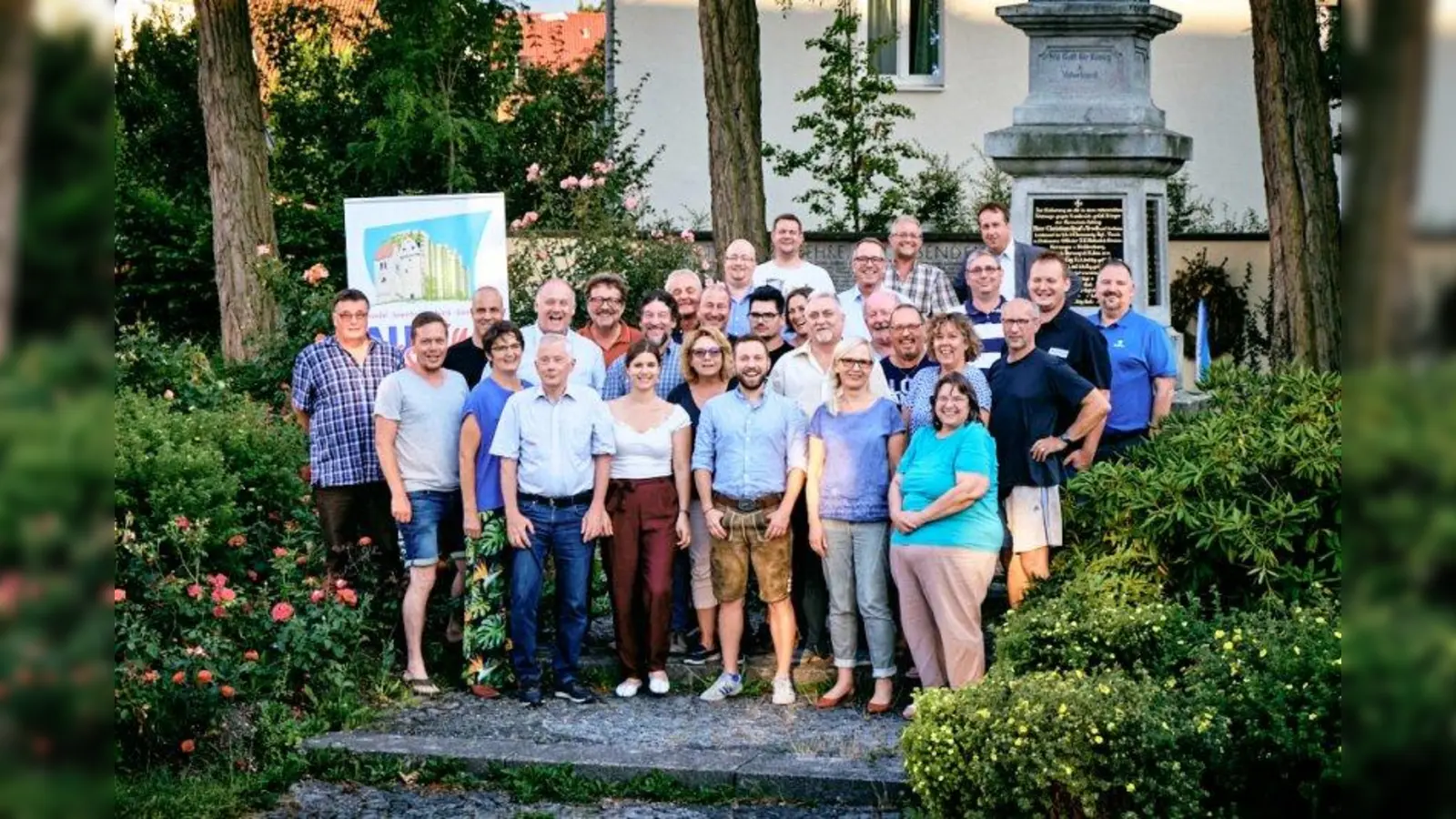 Einige der Mitglieder des Gewerbevereins „Aubing ist in”. (Foto: Carmen Lindemann / human in time)