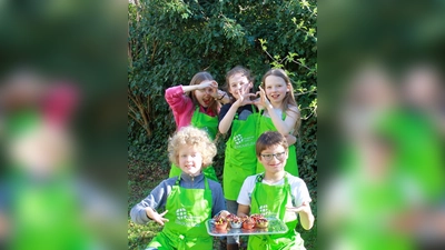 Im Musischen Zentrum backen Kinder in der MuZ-Backstube mehrmals die Woche Muffins, Kuchen und Torten für das Café Cup im Haus. Inzwischen kommen nur noch 100 Prozent Bio-Zutaten in die Kuchen, außerdem saisonales Obst aus der Region. (Foto: KJR)