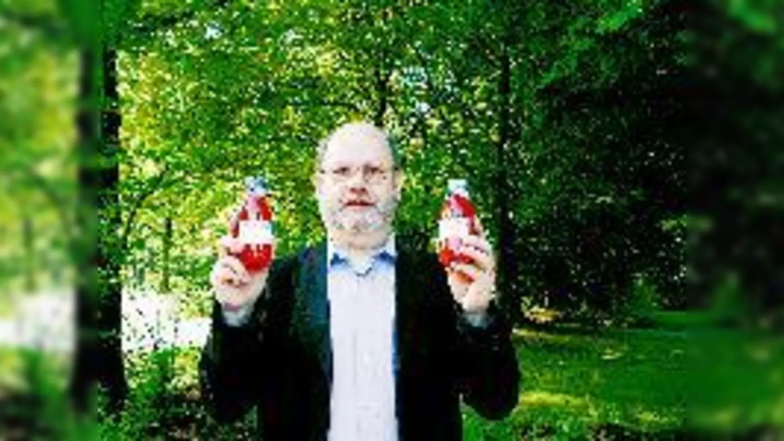 Die Nachbarschaftshilfe Unterföhring präsentierte sich und ihre Arbeit. Dass Ketchup eine scharfe Sache ist, zeigte der »Ketchup-Designer« Herr Grässler.	 (Fotos: dk)