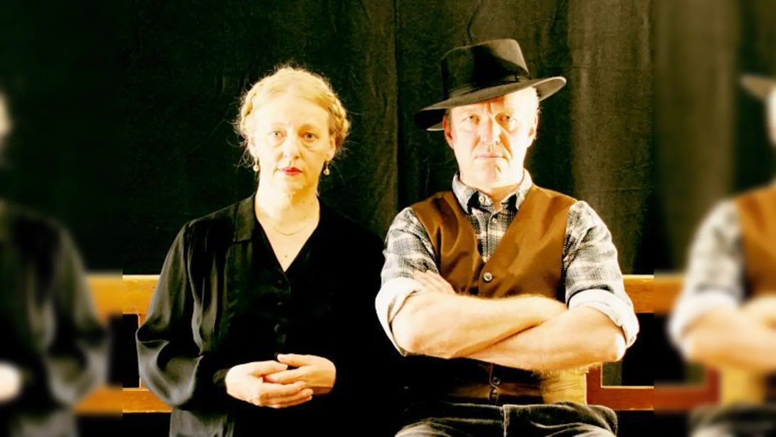 Johanna Bittenbinder und Heinz-Josef Braun lesen »Tannöd«.  (Foto: Veranstalter)