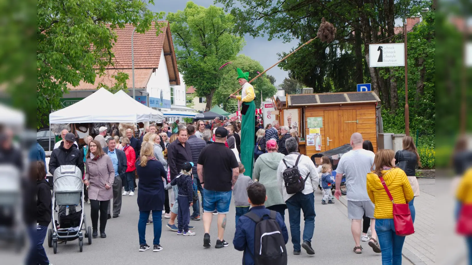 Auf gutes Wetter hoffen die Veranstalter des Poinger Marktsonntags.  (Foto: Reinhold Petrich)