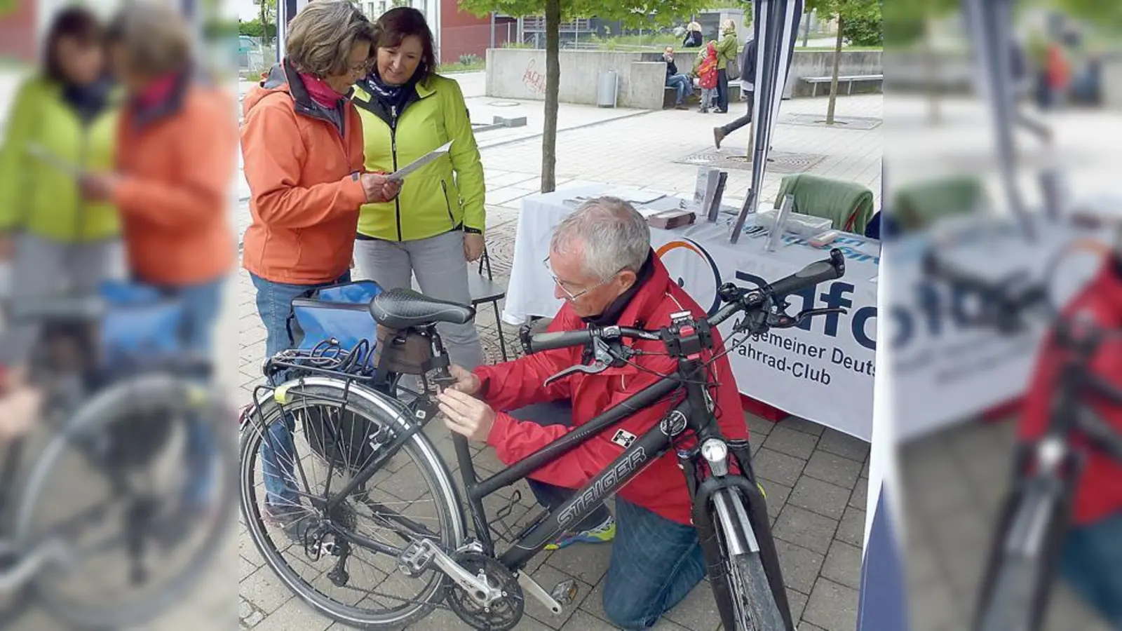 Die Codierung ist schnell erledigt. Sie verhindert einen Diebstahl zwar nicht direkt, aber Radldiebe finden markierte Räder deutlich uninteressanter.  (Foto: ADFC)