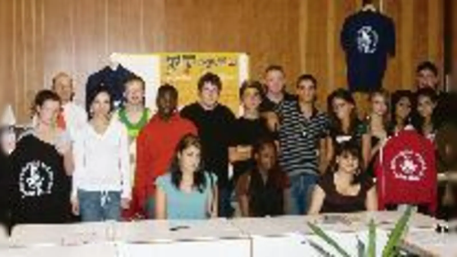 Unbezahlbare Erfahrungen im Berufsleben: Die Schüler der Hauptschule an der Lehrer-Wirth-Straße können bei einem Hallbergmooser Unternehmen im Büro lernen.	  (Foto: ba)