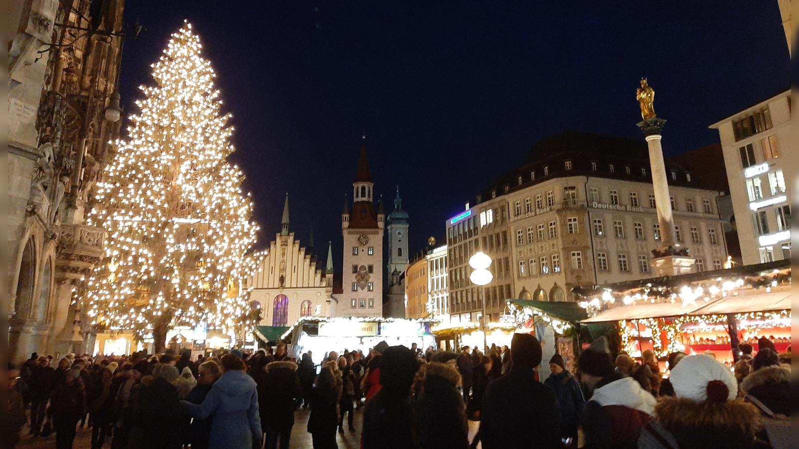 Christkindlmarkt-geht-am-24-Dezember-zu-Ende