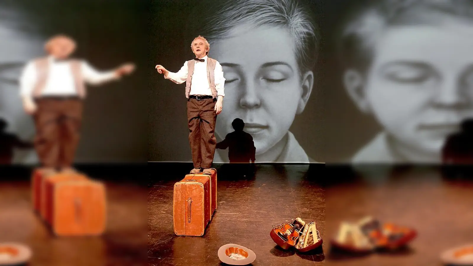 Szene aus »Der Sammler der Augenblicke« mit Gerd Lohmeyer. 	 (Foto: Metropoltheater München)