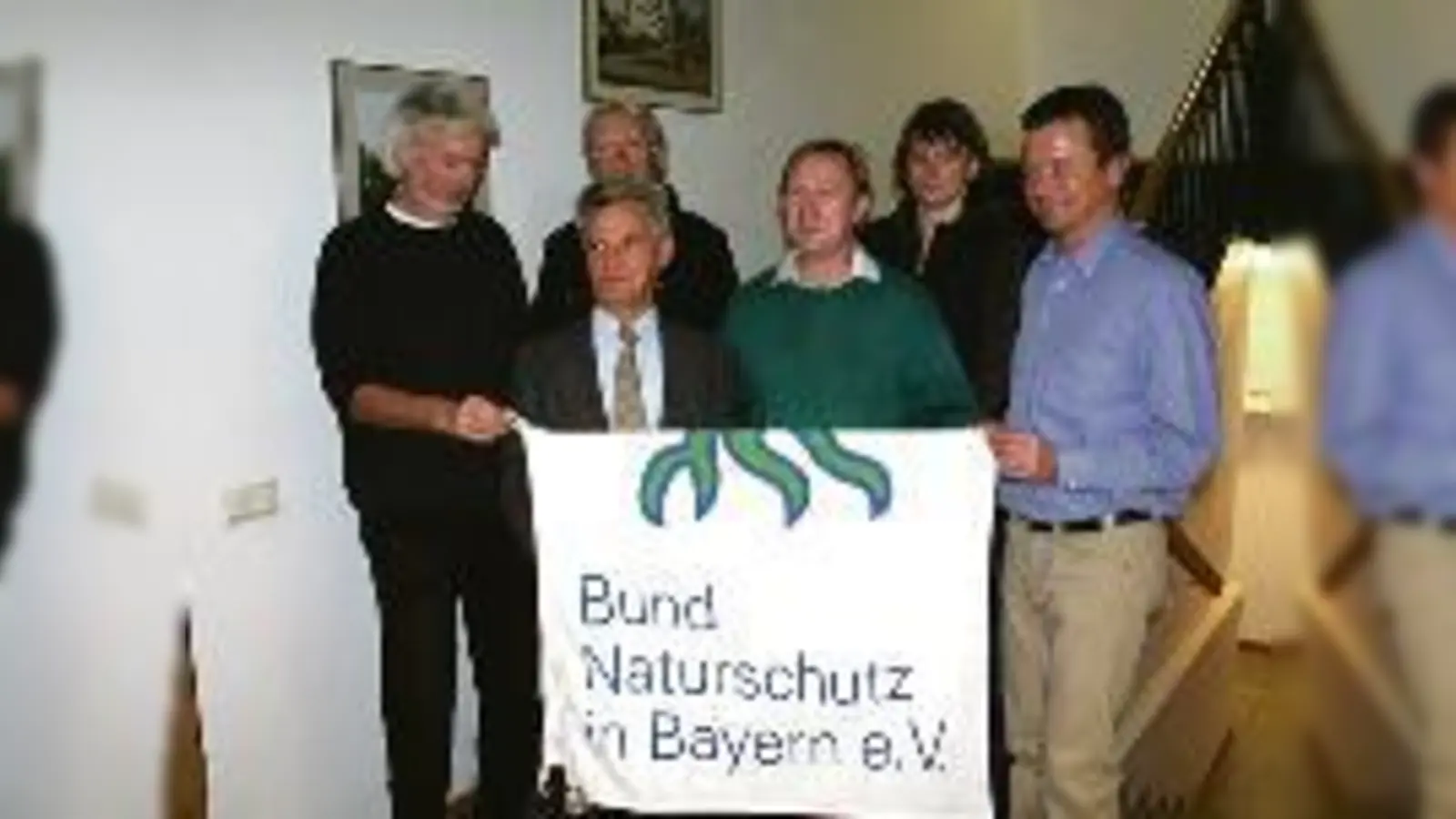 Freuen sich auf das Ehrenamt  der neue  (Foto: W. Luers (Kassier), G. Kiemann (Beisitzer), L. Holly (Stellvertr. Ortsgruppenvorsitz.), Dr. H.-M. Burger (1. Vorsitzender), S. Baier (Schriftführerin) und Ch.Hierneis (1. Vorsitzender der BN-Kreisgr)