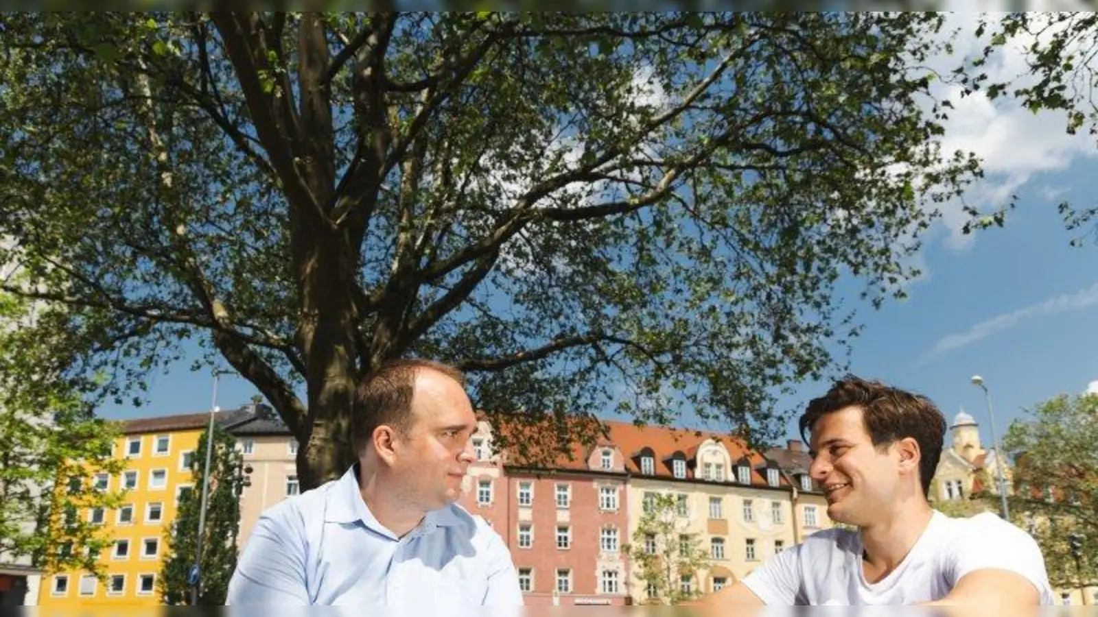 Sebastian Roloff (links) ist Bundestagskandidat der SPD im Münchner Süden. (Foto: pr)