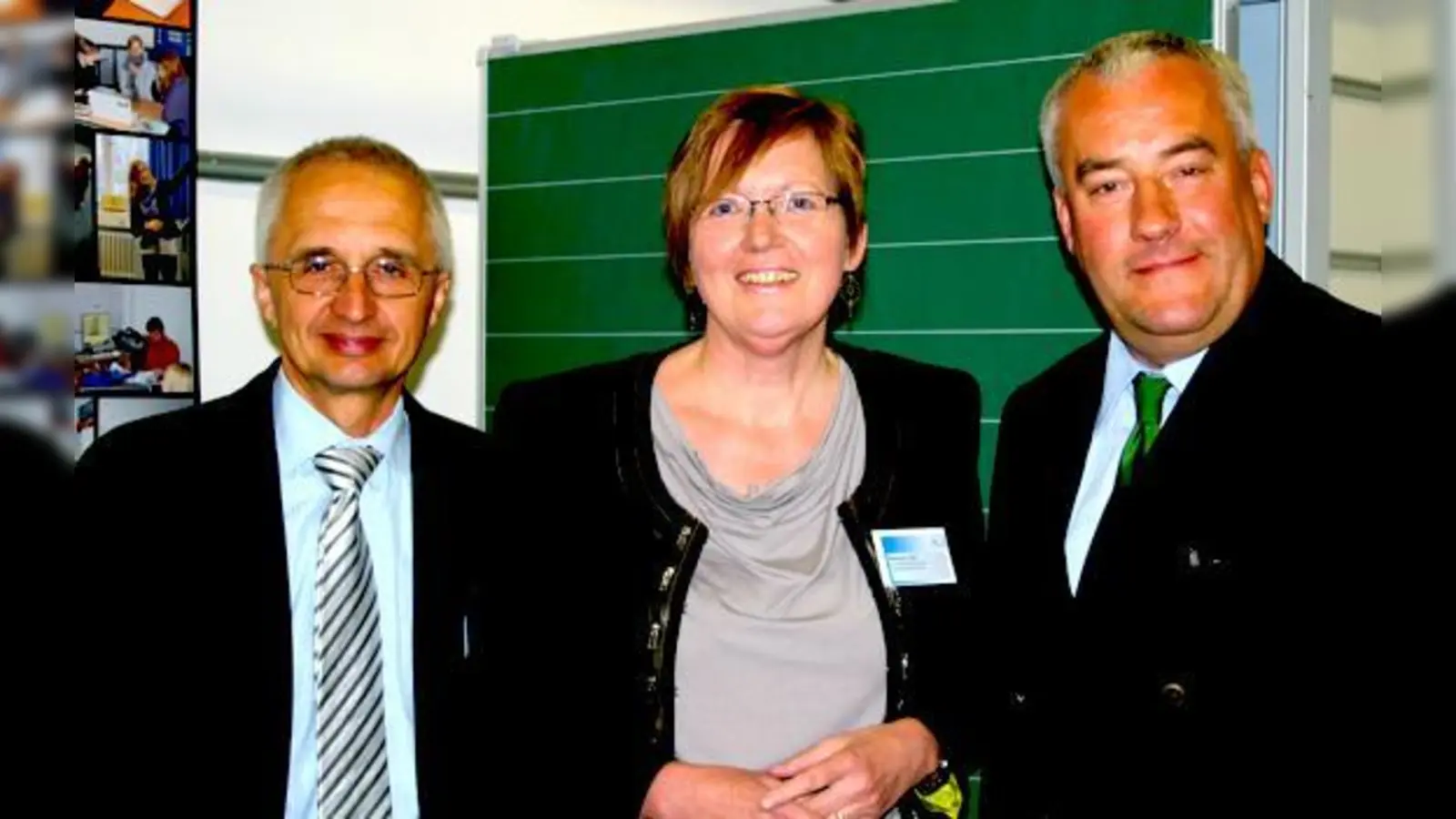 Joachim Kahlert, Waltraud Lucic und Ludwig Spaenle (v.l.) stellten vergangene Woche das Projekt UNI-Klassen in Schwabing vor.	 (Foto: scy)