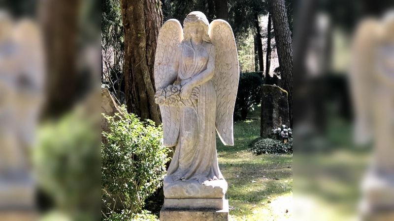 Auf dem letzten Weg begleiten die Helfer des Hospizkreises Ottobrunn - jetzt sind die Helfer auf Hilfe angewiesen. (Foto: hw)