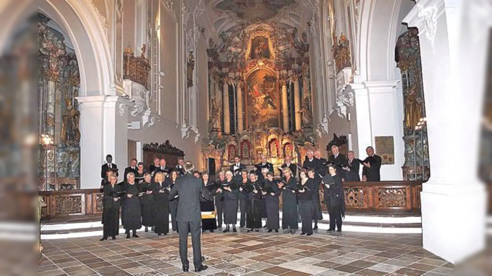Der Klassik Chor München singt am 28. September unter der Leitung von Christian Meister in der Pfarrkirche Heilig Geist am Viktualienmarkt. 	 (Foto: privat)