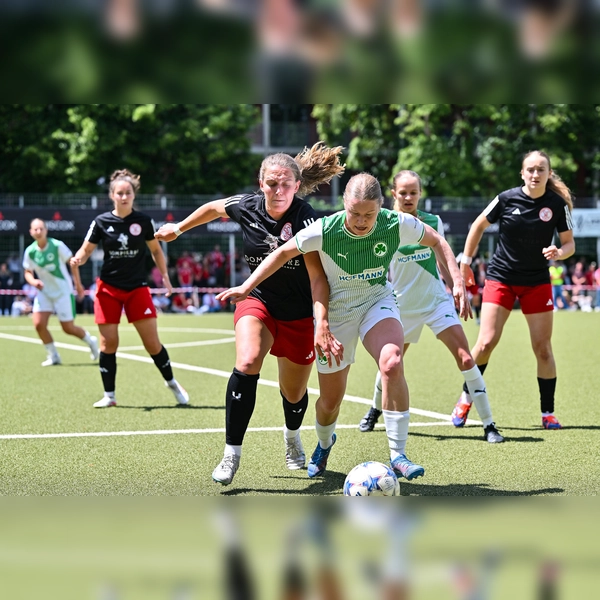 Annick Leisching (SC Amicitia München, schwarz) im Duell mit Judith Gruber (SpVgg Greuther Fürth): Die Münchnerinnen verkauften sich als Außenseiter im Pokalfinale gut, unterlagen aber letztlich mit 2:3. (Foto: Adrian Goldberg/BFV)