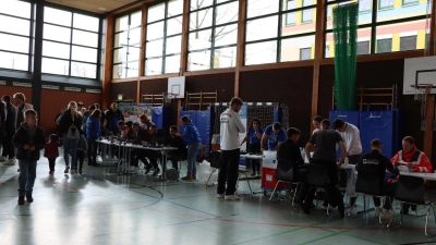 Großer Andrang herrschte bei der Typisierungsaktion in der Schulturnhalle. (Foto: BRK - Kreisverband Dachau)