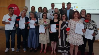 Die neuen Kulturdolmetscher wurden mit einer feierlichen Zertifikatsübergabe in ihr neues Amt entsendet. (Foto: Händel)